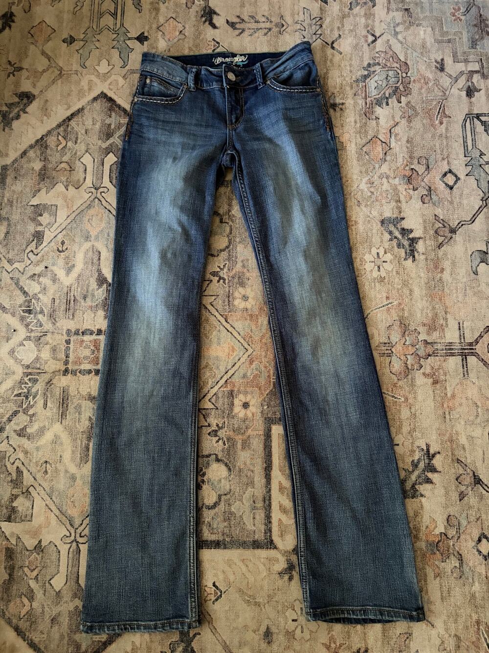 Wrangler Womens Boot Cut Jeans 3/4x36 Blue Stretch Embroidered Pocket Mid Rise